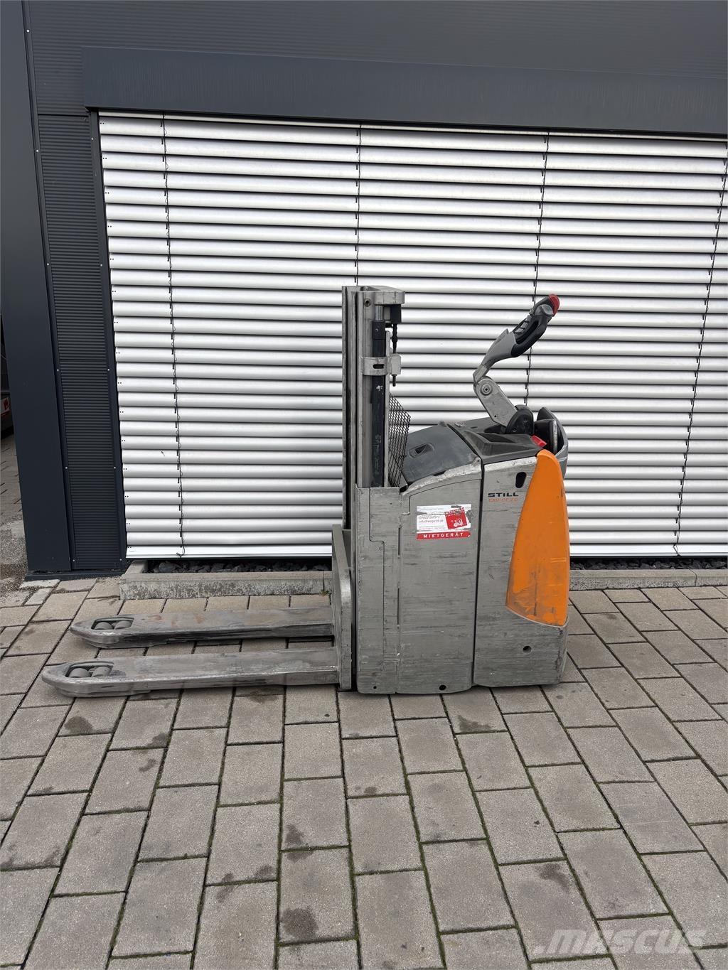 Still EXD-SF20 Самохідні електроштабелери