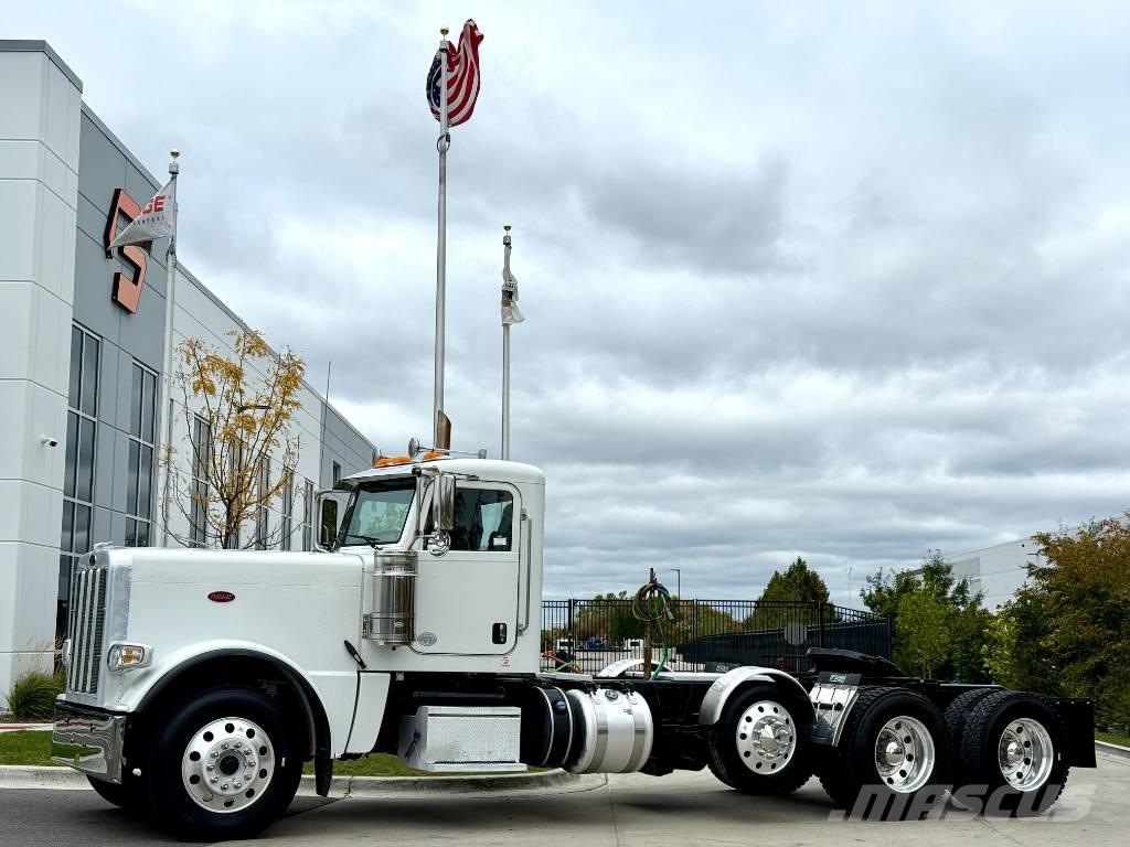 Peterbilt 389 Тягачі
