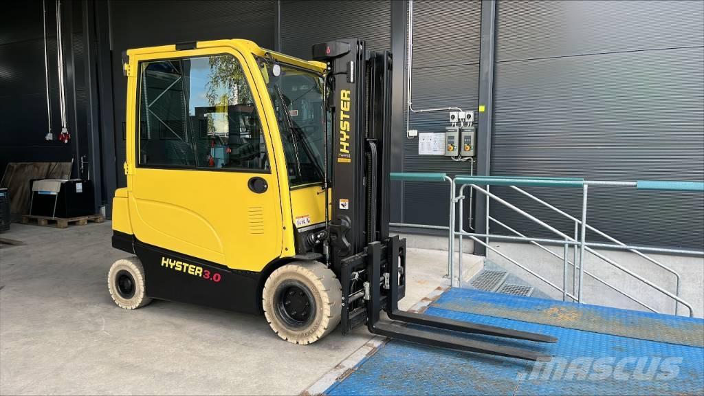 Hyster J 3.0 XN Електронавантажувачі