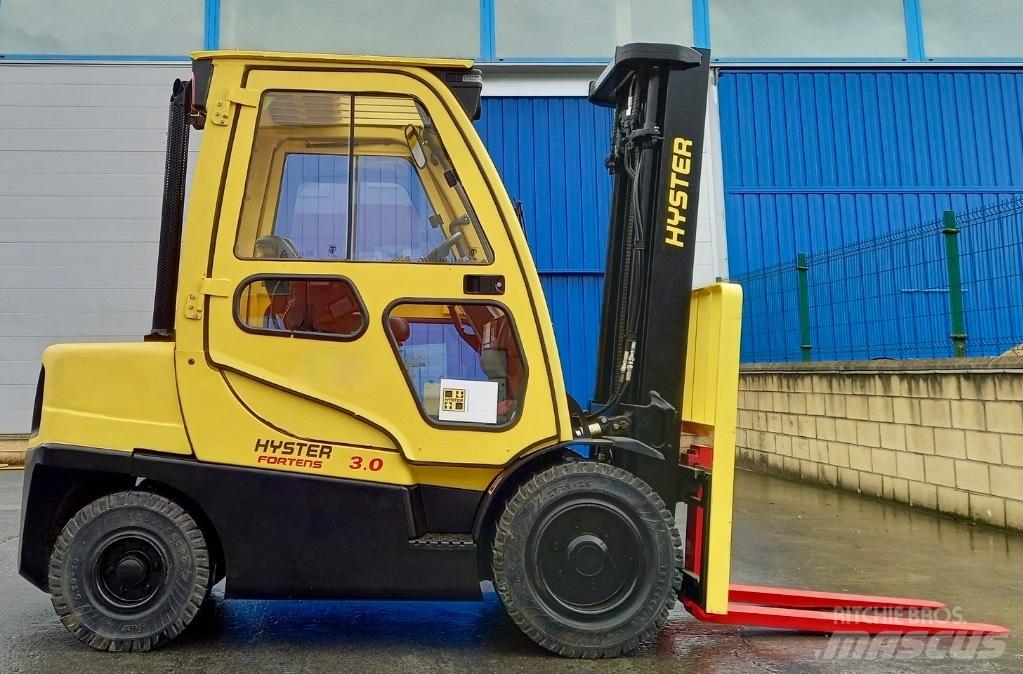Hyster H 30 FT Дизельні навантажувачі