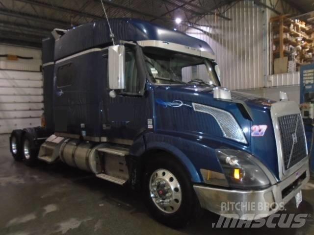 Volvo VNL Тягачі