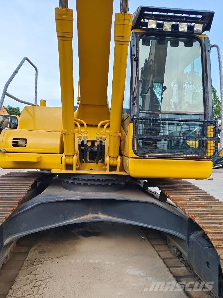 Komatsu PC 220-7 Гусеничні екскаватори