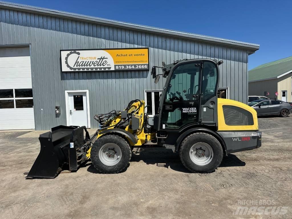 Wacker Neuson WL 38 Фронтальні навантажувачі