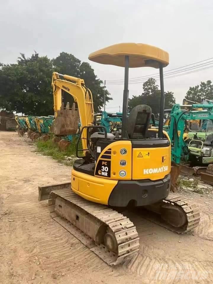 Komatsu PC 30 Гусеничні екскаватори