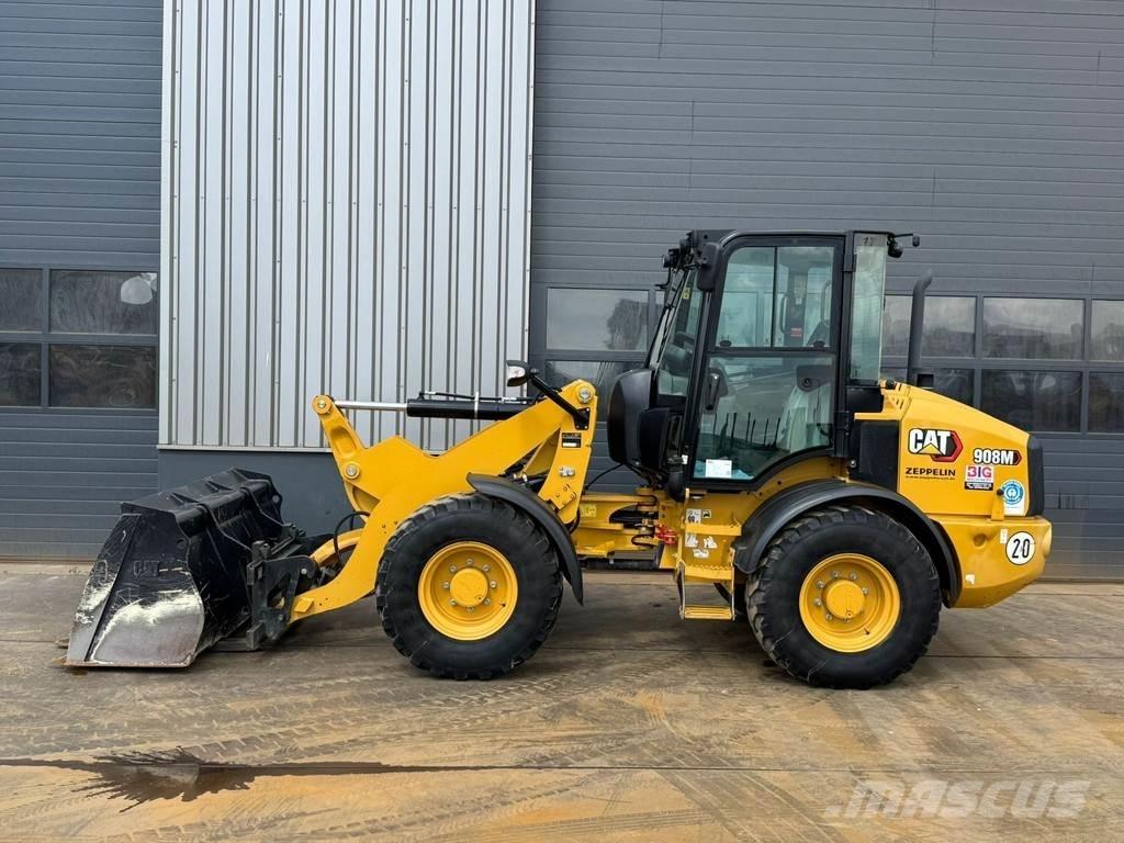 CAT 908M Фронтальні навантажувачі