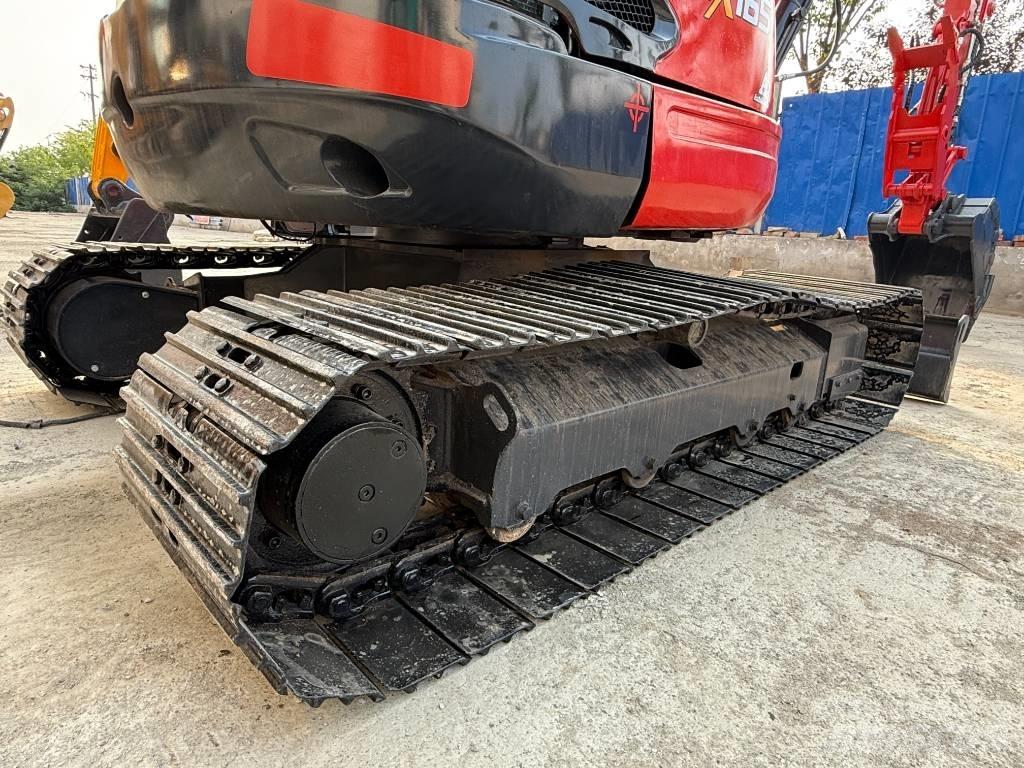 Kubota KX 165 Гусеничні екскаватори