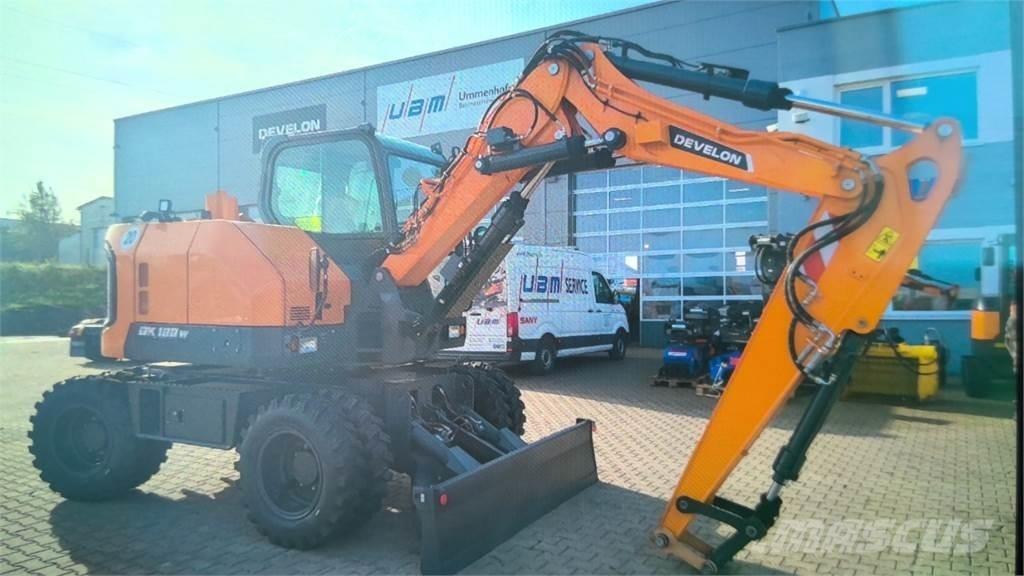 Develon DX100W-7 Колісні екскаватори