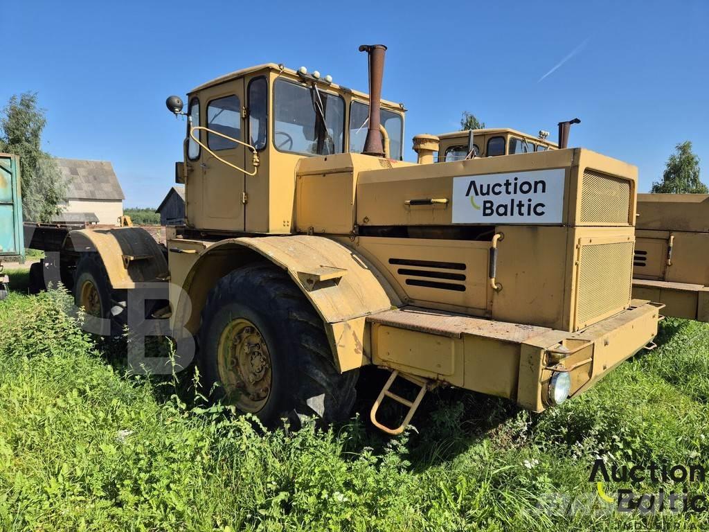 Kirovets K 701 Трактори