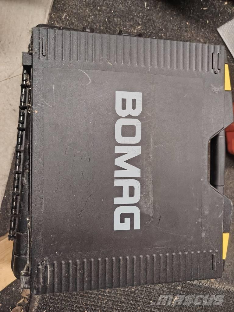 Bomag BW 216 D-4i Грунтові котки