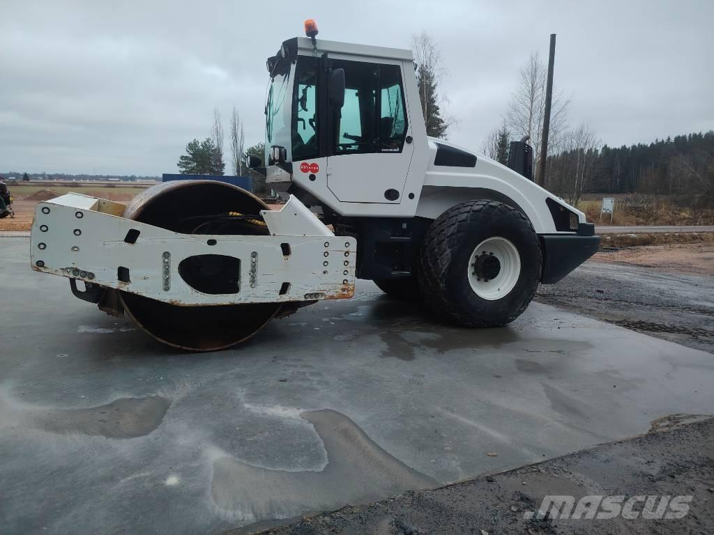 Bomag BW 216 D-4i Грунтові котки