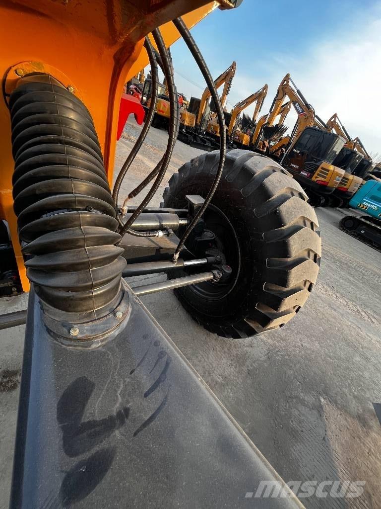 XCMG GR 2153 Колісні бульдозери