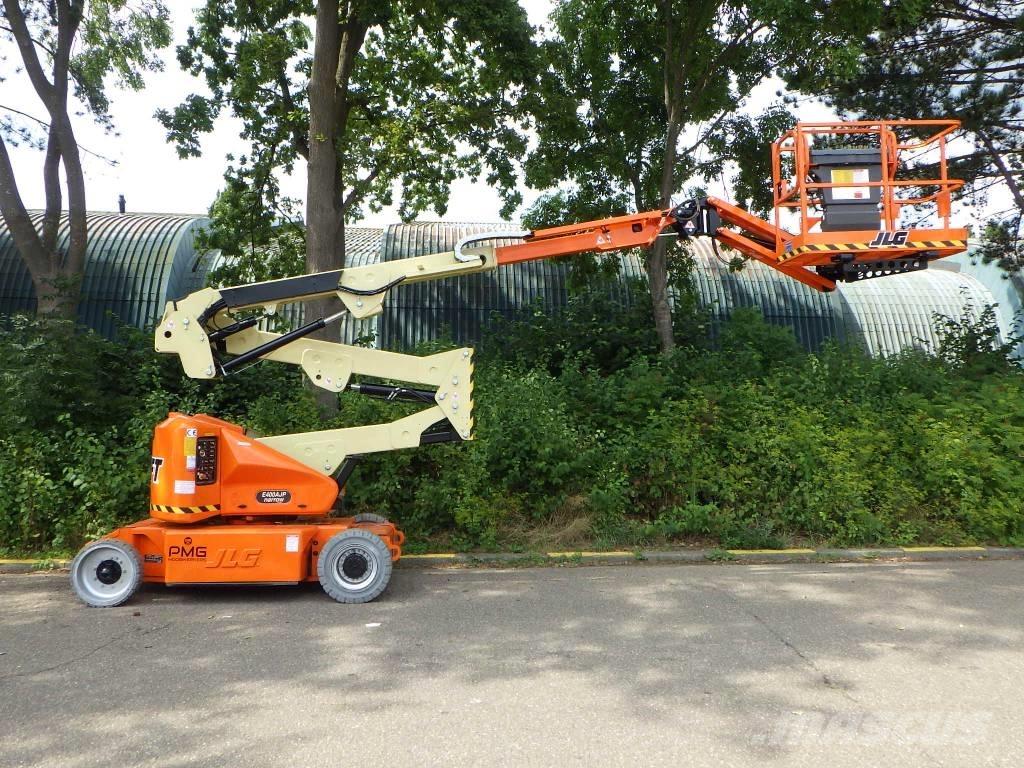 JLG E400AJPN Колінчаті підйомники