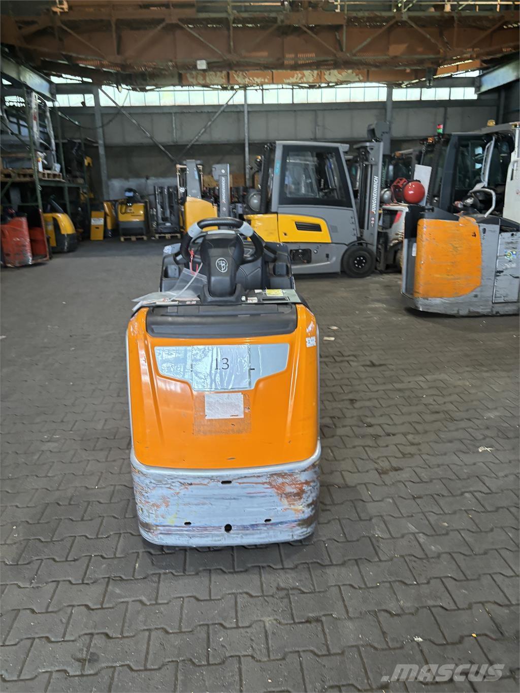 Still OPX 20 Підбирачі замовлень з нижніх ярусів