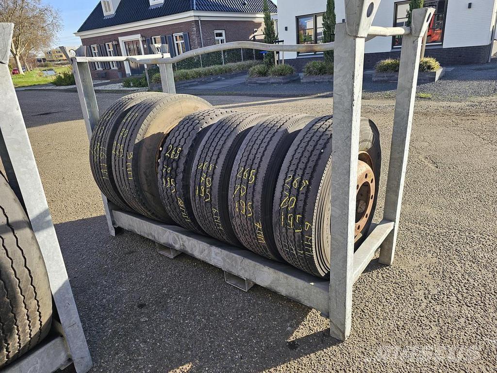 Continental  Каркасні причепи