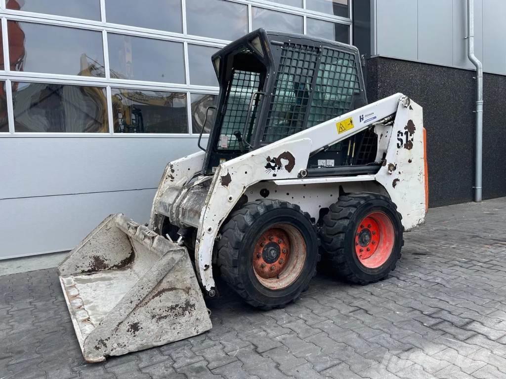 Bobcat S130 Міні-навантажувачі