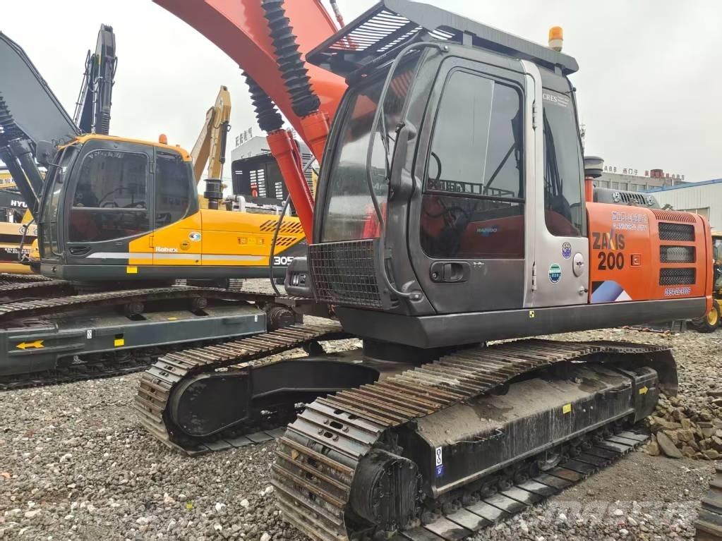 Hitachi ZX 200-3 Гусеничні екскаватори