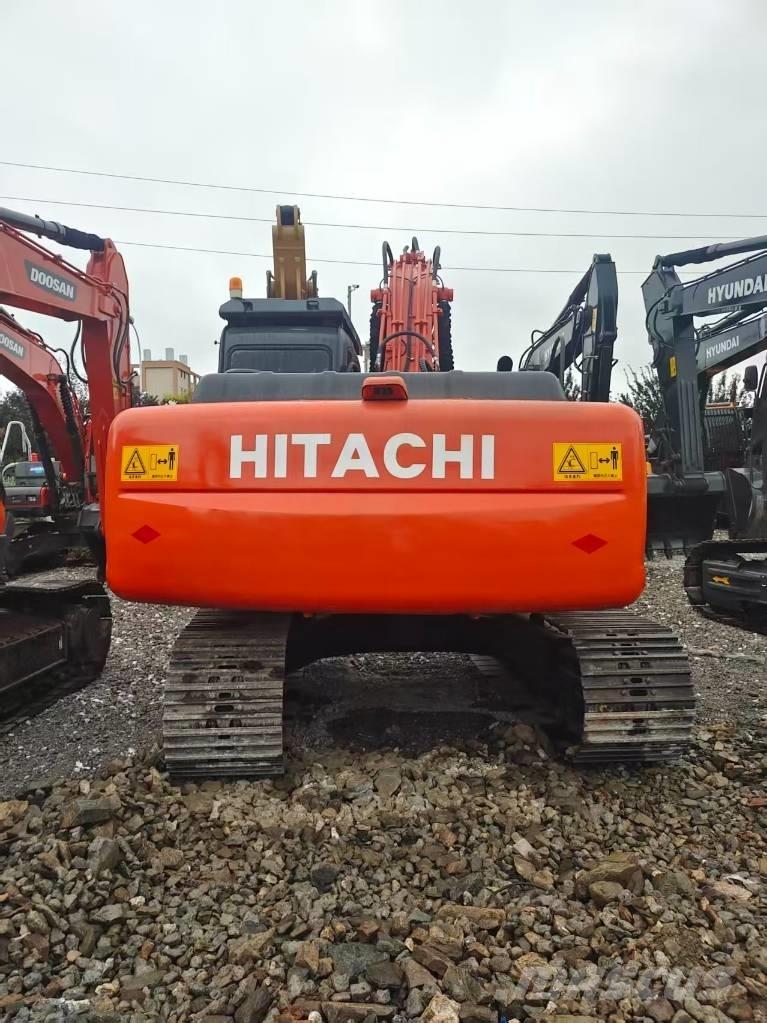 Hitachi ZX 200-3 Гусеничні екскаватори