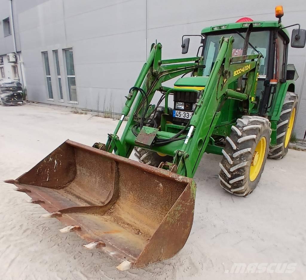 John Deere 6110 Трактори
