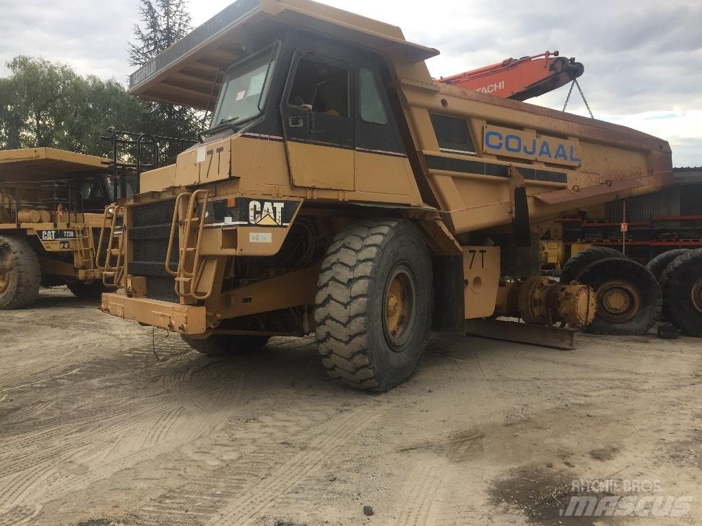CAT 773E Кар`єрні самоскиди