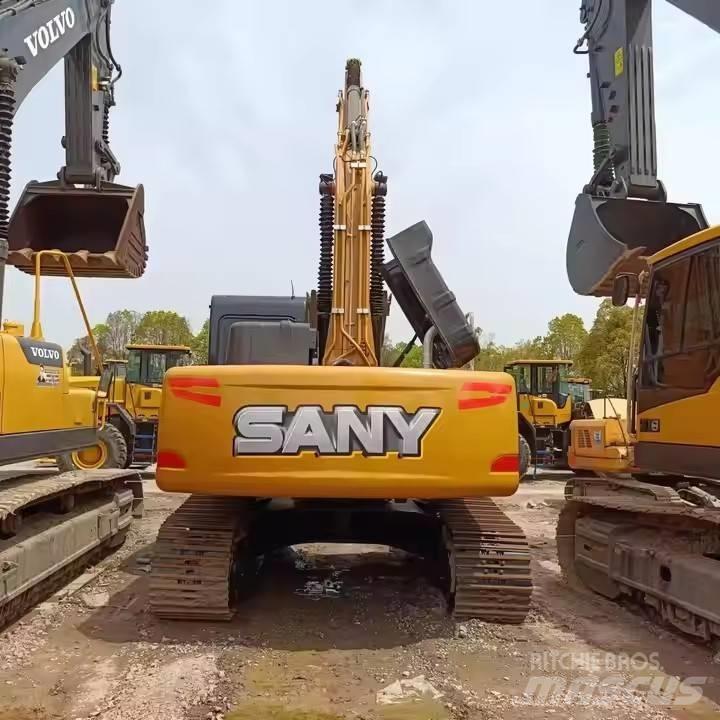 Sany SY215Cpro Гусеничні екскаватори
