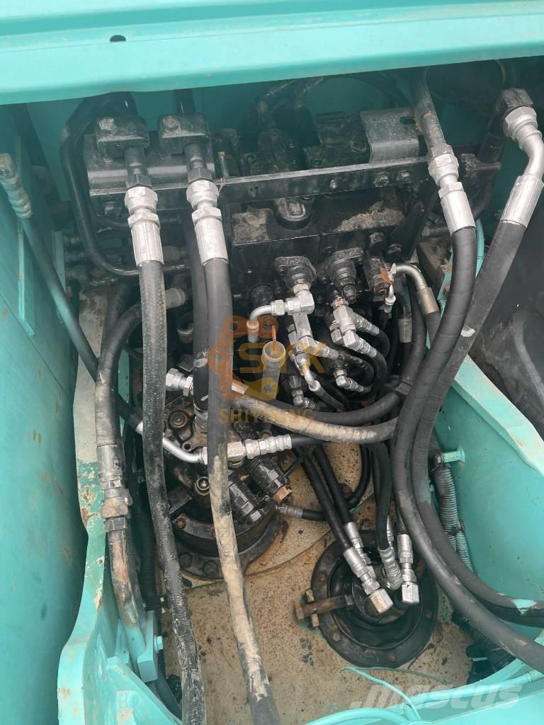 Kobelco SK 140 Гусеничні екскаватори