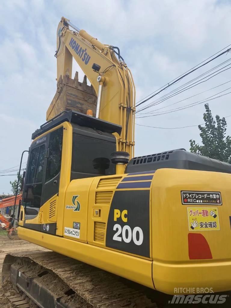 Komatsu pc200-8 Гусеничні екскаватори