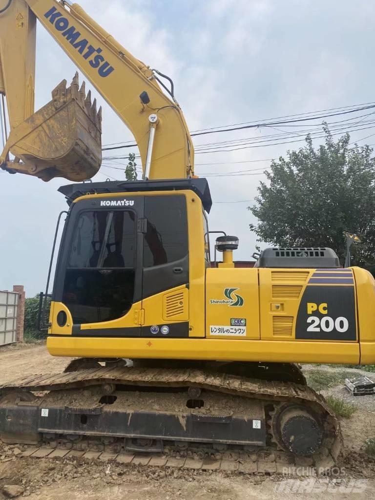 Komatsu pc200-8 Гусеничні екскаватори