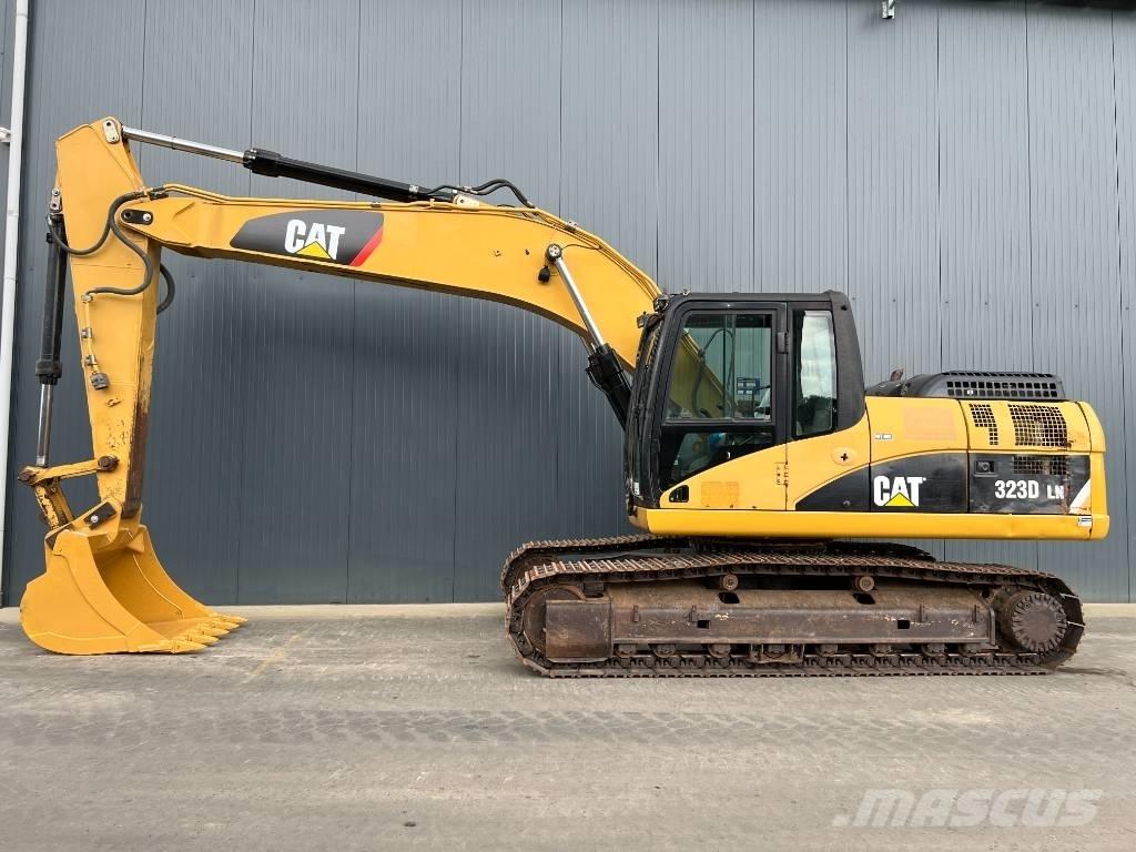 CAT 323D LN Гусеничні екскаватори