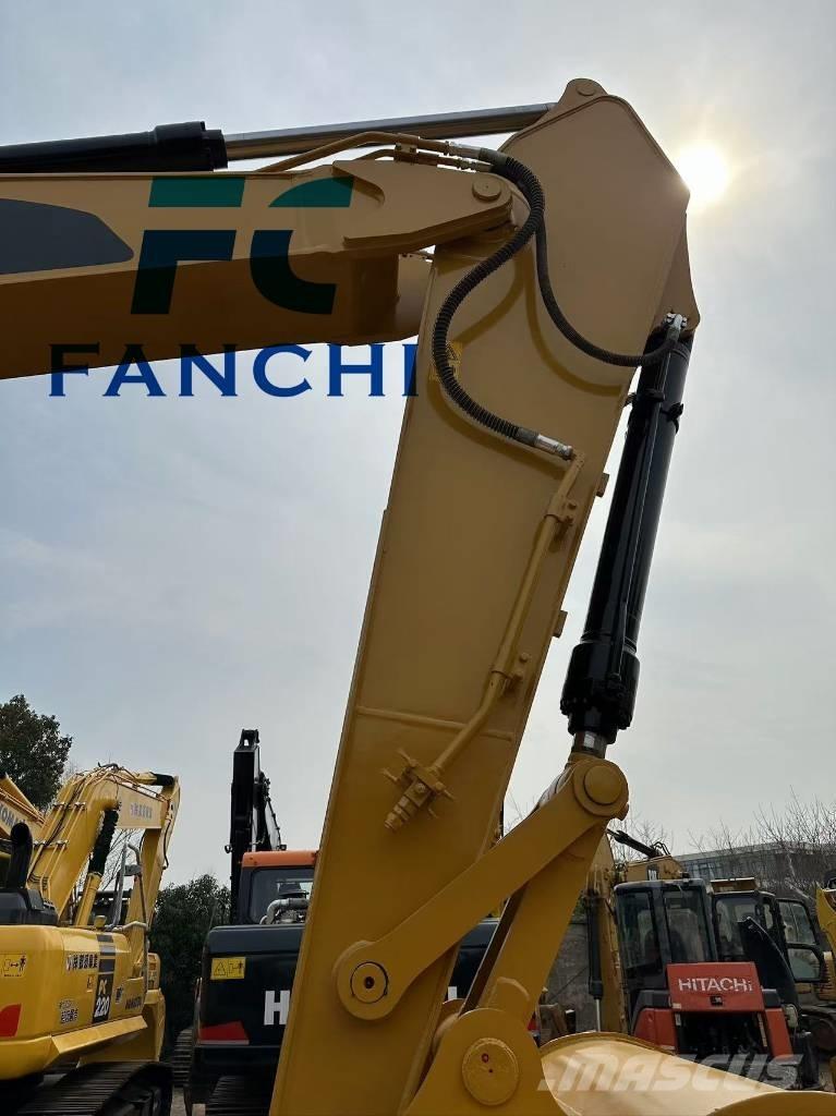 CAT 325 D Гусеничні екскаватори