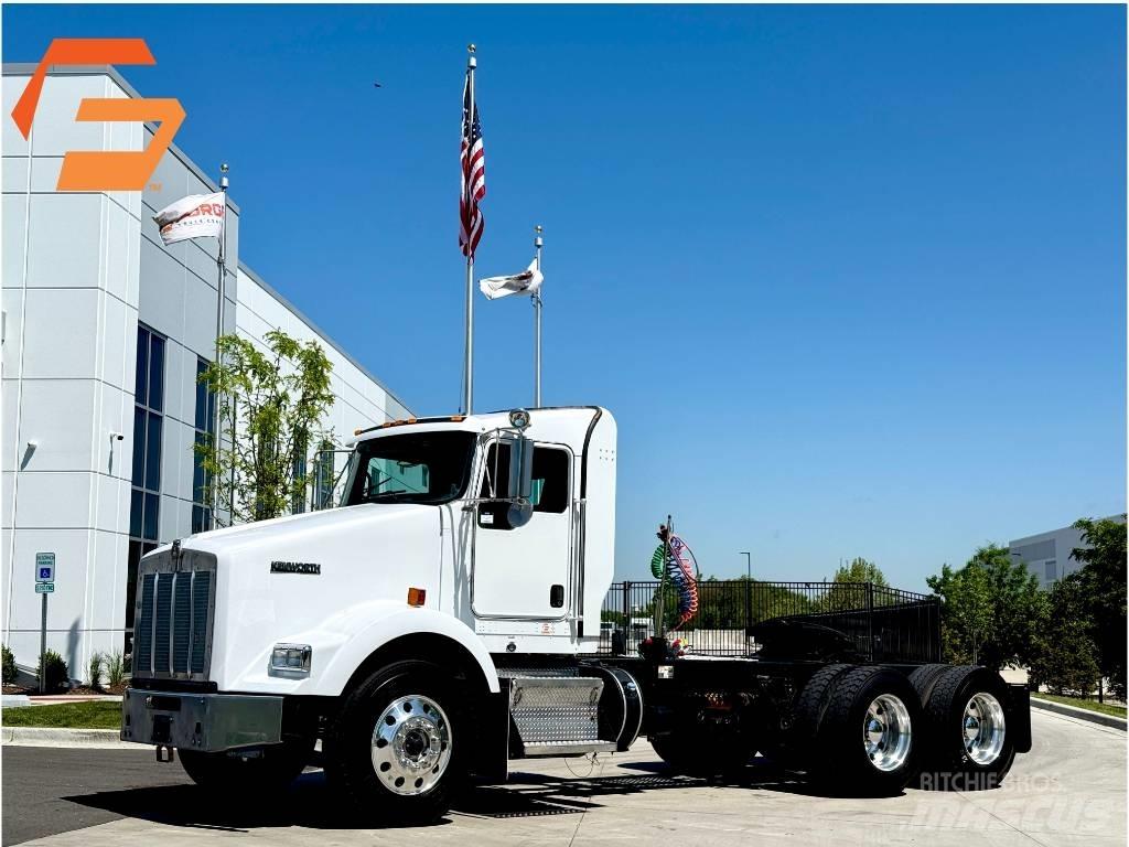 Kenworth T800 Тягачі