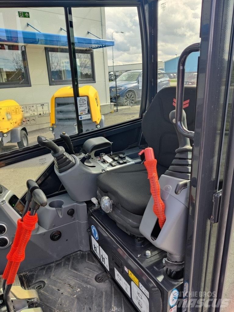 Yanmar SV17-VT Міні-екскаватори < 7т