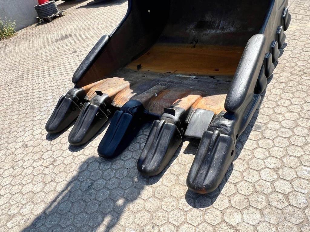 CAT 352F Гусеничні екскаватори