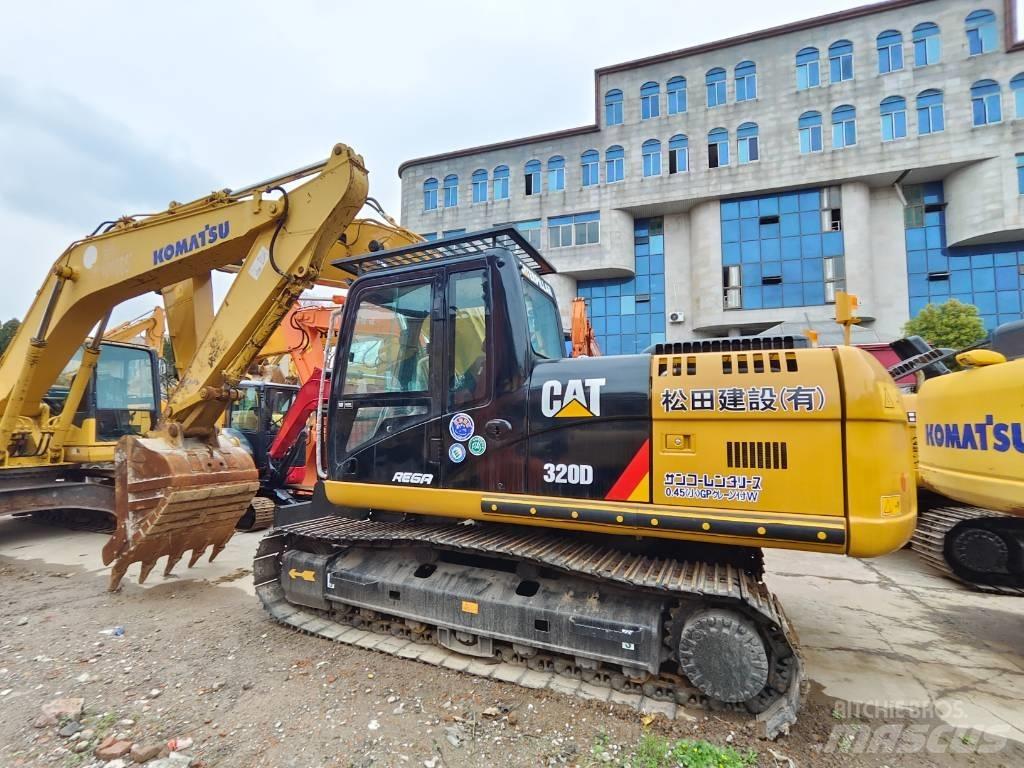 CAT 320 D Гусеничні екскаватори