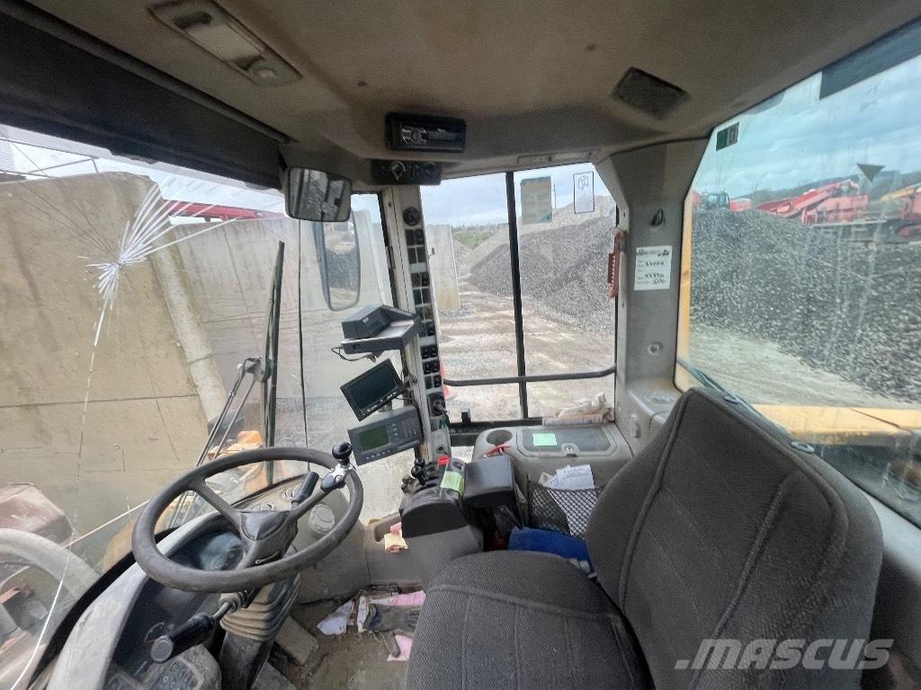 Volvo L 180 F Фронтальні навантажувачі