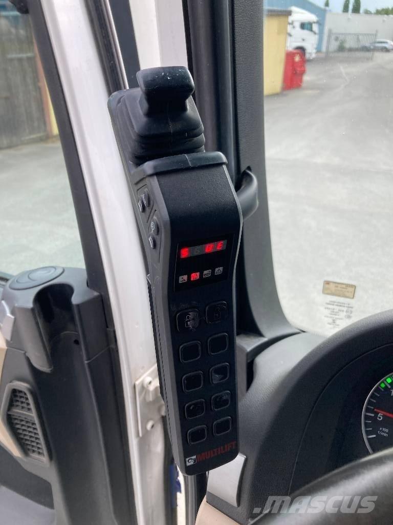 MAN TGX 26.500 6X2 Вантажівки з гаковим підйомом