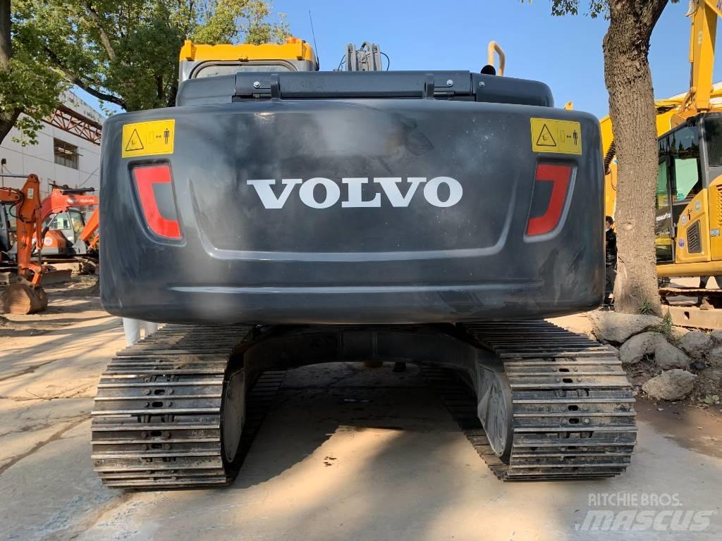 Volvo EC 140 Гусеничні екскаватори