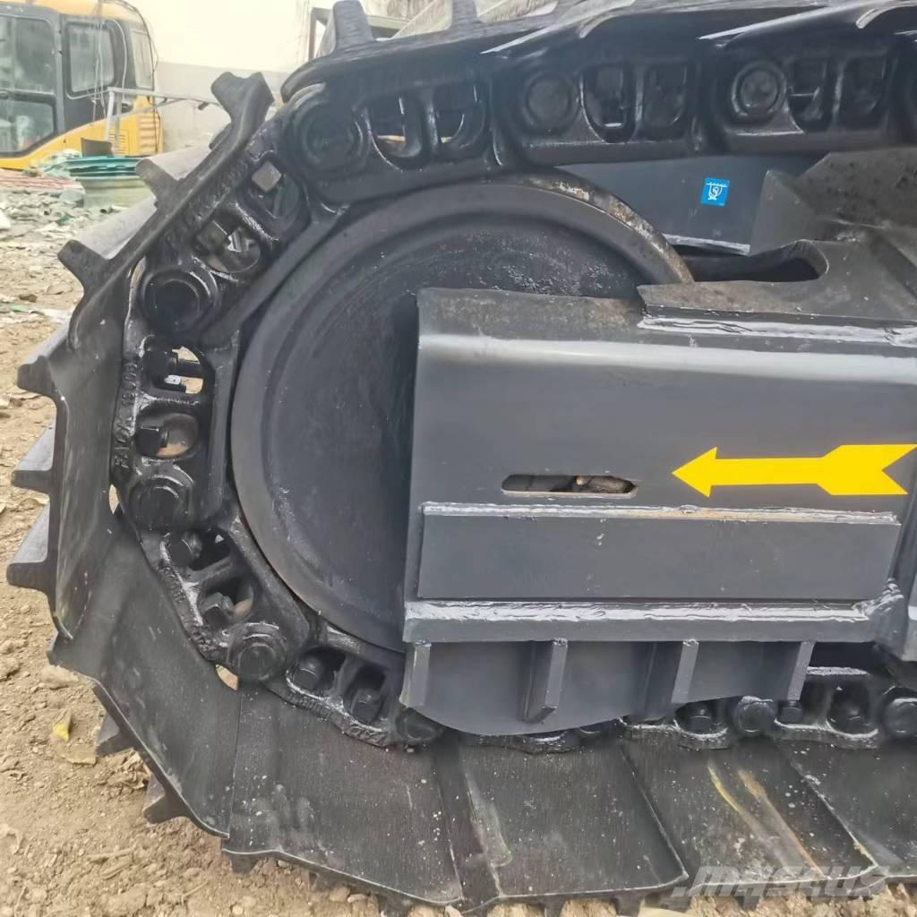 Kobelco SK 200D Гусеничні екскаватори