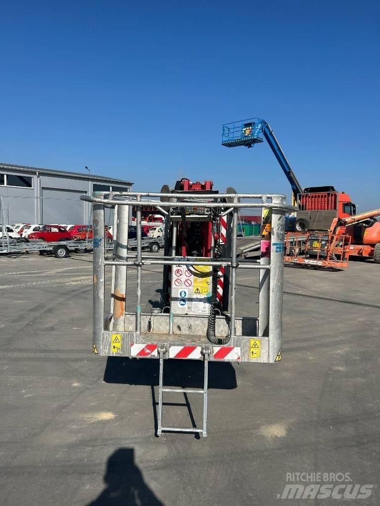 Hinowa 17.75 Колінчаті підйомники