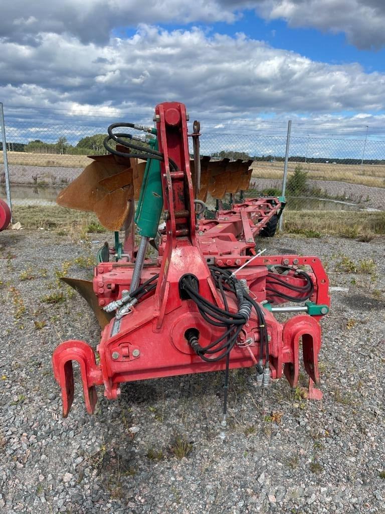 Kverneland EG85 Реверсивні плуги