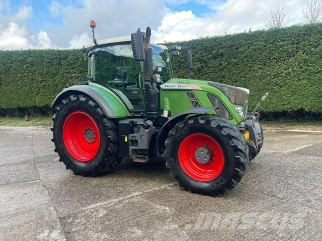 Fendt 724 Profi Plus Трактори