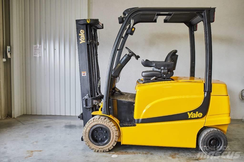 Yale ERP35VL Електронавантажувачі