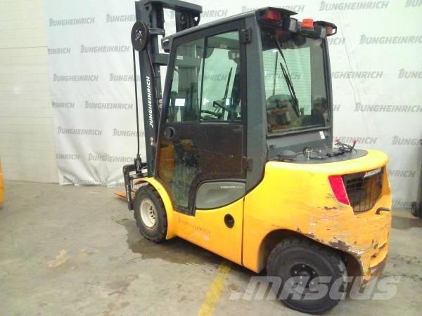 Jungheinrich DFG 430 Дизельні навантажувачі