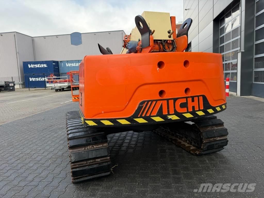 Aichi SR 12 B Телескопічні підйомники