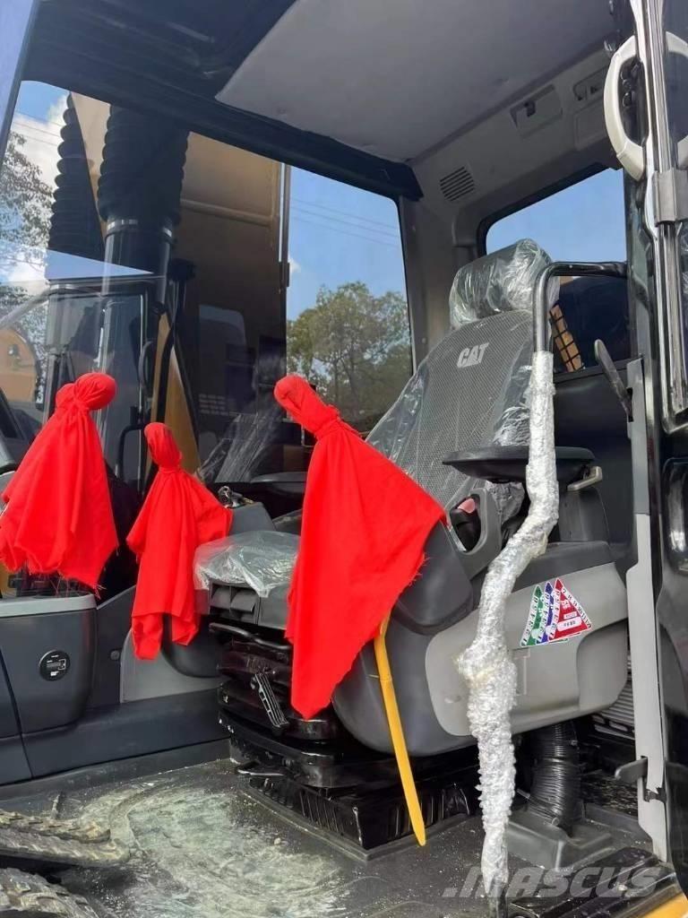 CAT 313 Гусеничні екскаватори