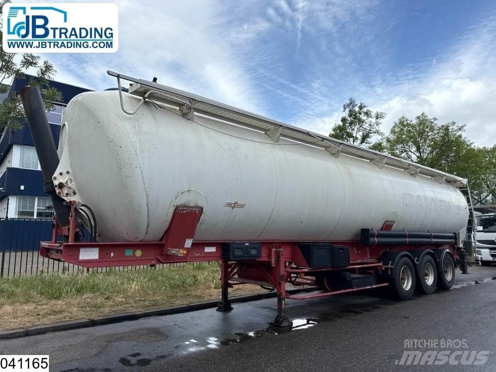 Spitzer Silo 63 m3 Напівпричепи-автоцистерни