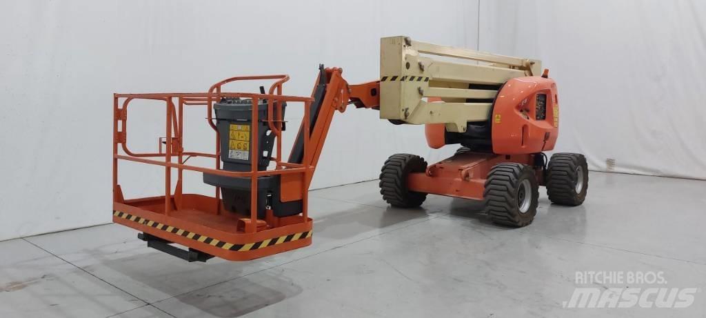 JLG 450 AJ Колінчаті підйомники