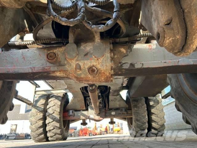 JCB JS 150 W Колісні екскаватори