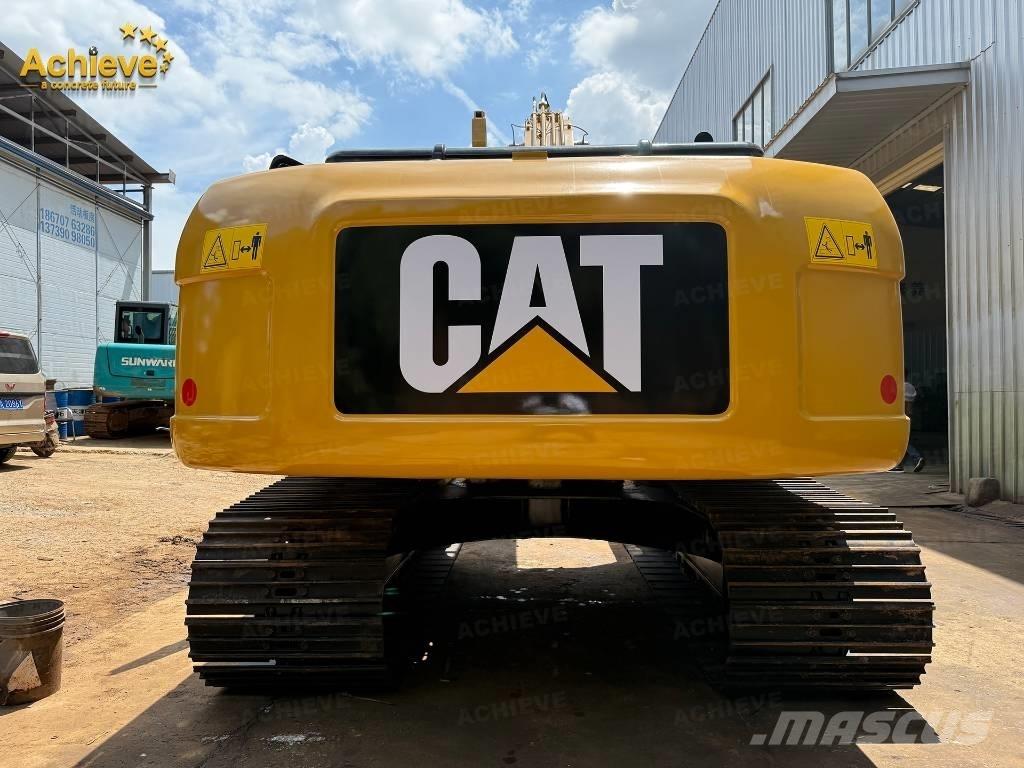 CAT 320 D2L Гусеничні екскаватори