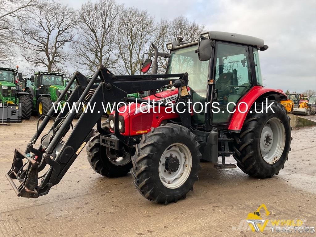 Massey Ferguson 5455 Трактори