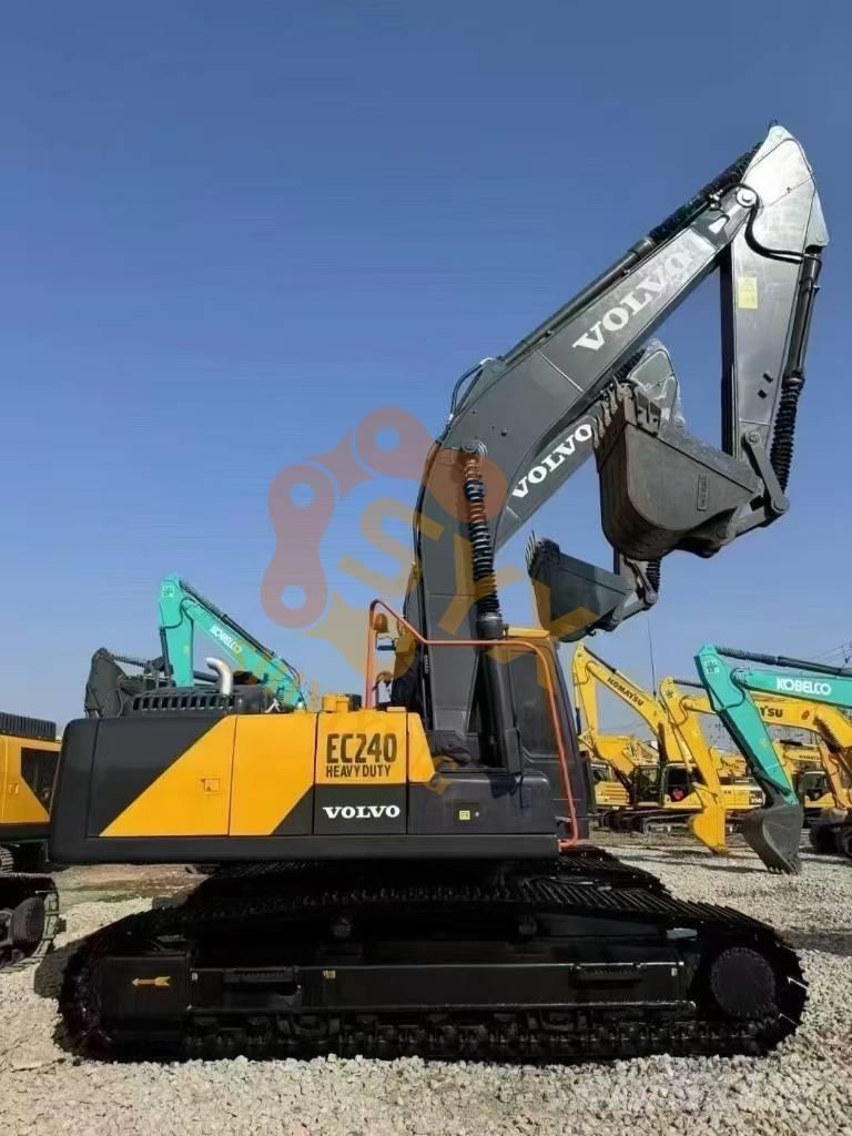 Volvo EC 240 D Гусеничні екскаватори